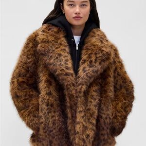 GAP Women's Brown Leopard Faux Fur Jacket